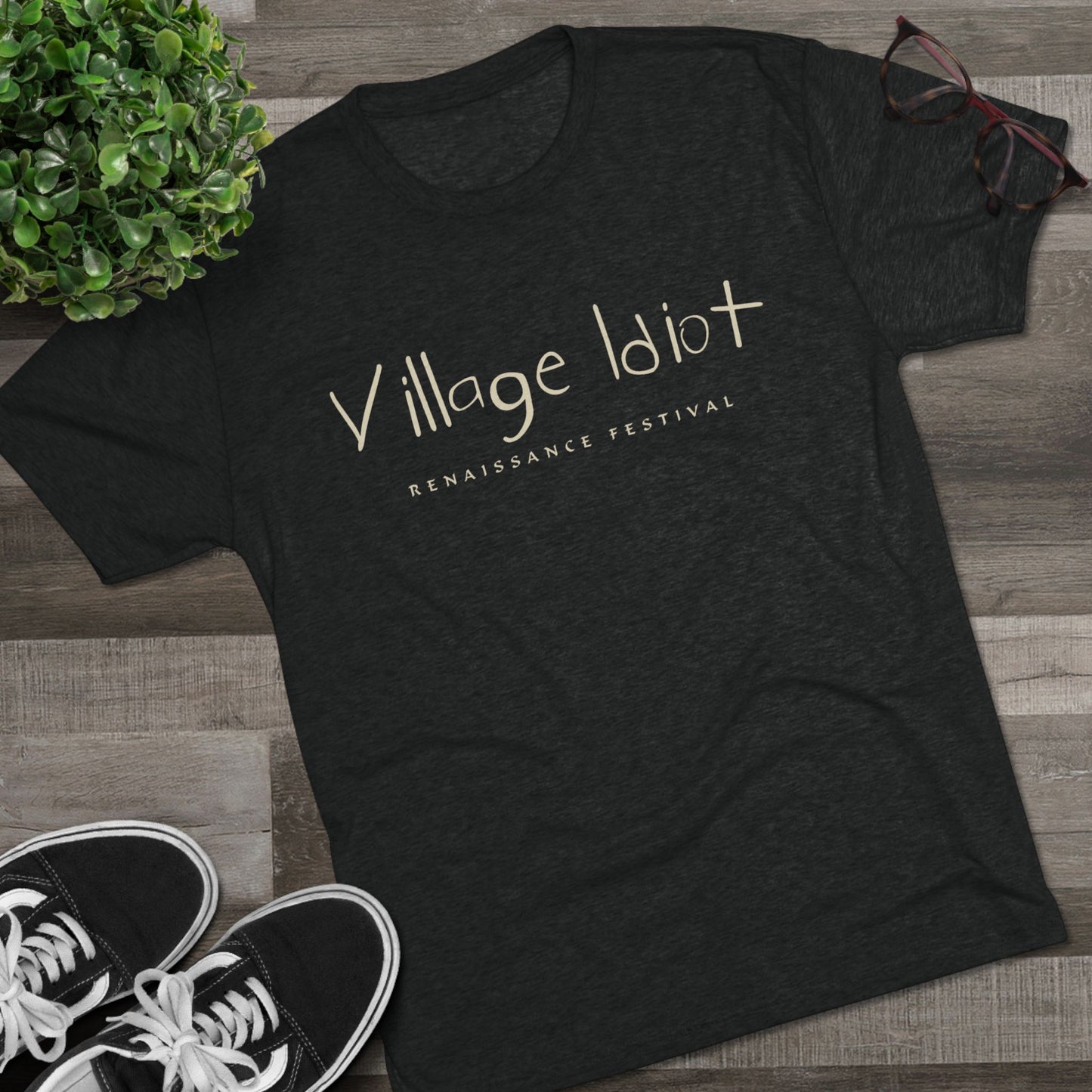 Village Idiot -T-Shirt