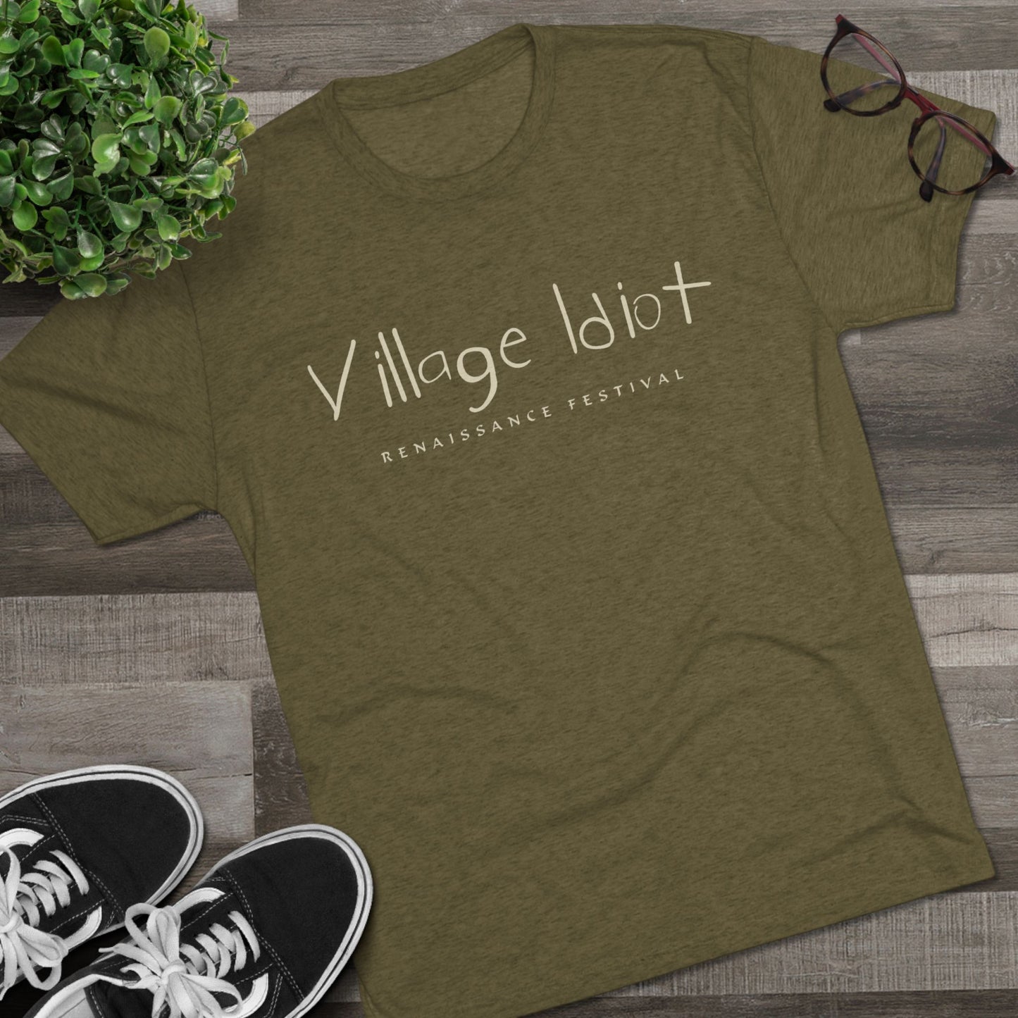 Village Idiot -T-Shirt